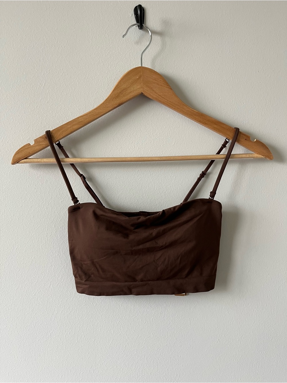 SKIMS Soft Smoothing Seamless Bandeau Bralette Molded Cup XS NWT Cocoa Color